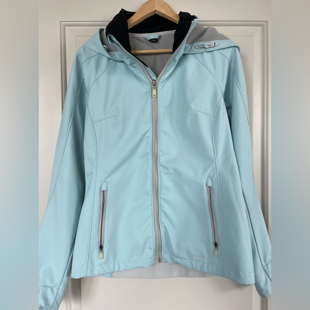 Like New Oakley Jacket